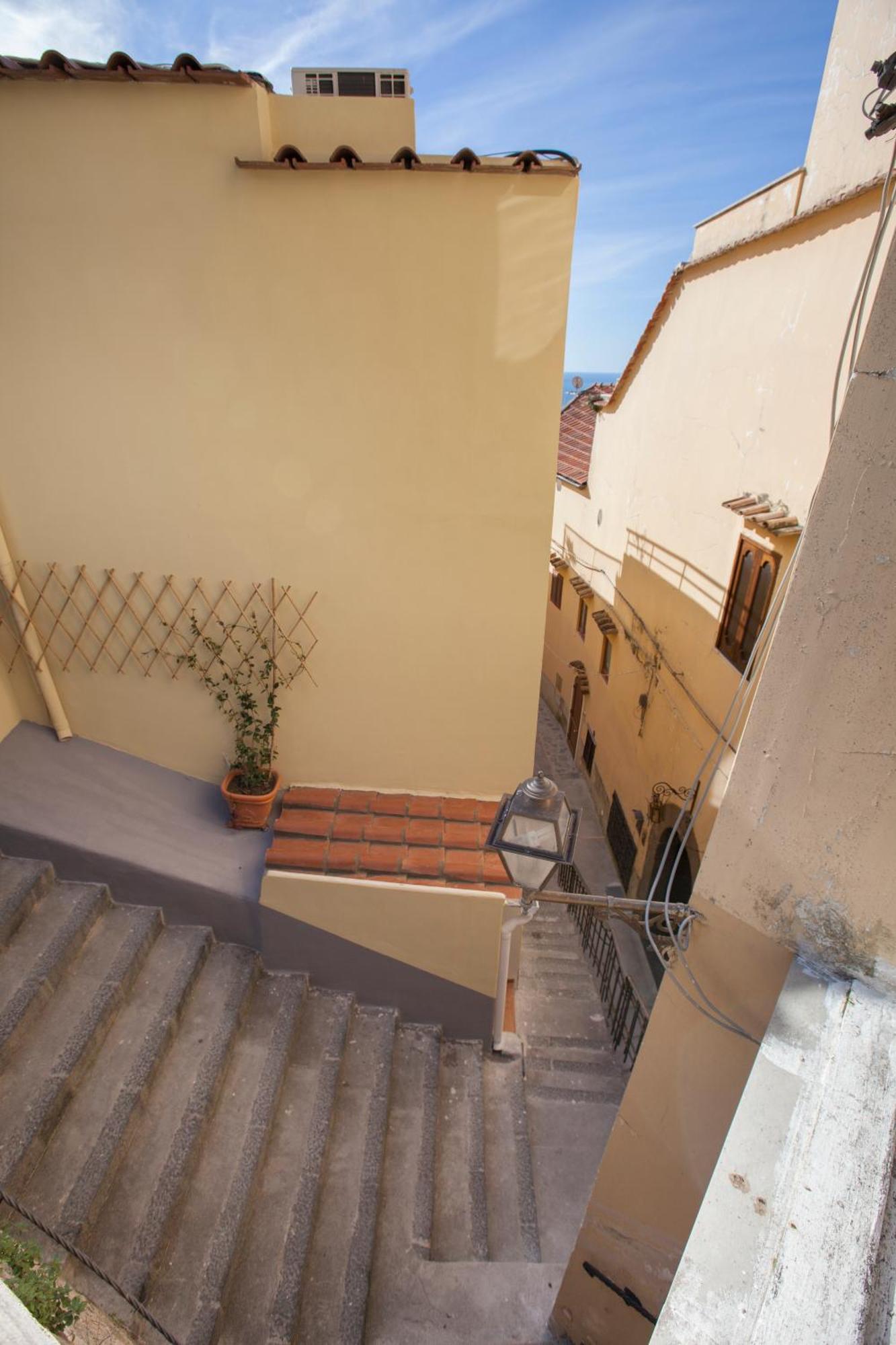 Estate4Home - Casa Darly Positano Eksteriør billede